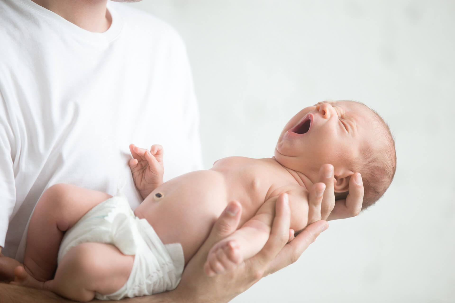 Tú bebé ya está en tus brazos, la felicidad es inexplicable y el amor ya no cabe en tu corazón… pero, ¿qué sigue?, ¿qué pasará ahora?, ¿cuáles son los pasos después de dar a luz? Tú disfruta a tu pequeñ@, nosotras ya nos preocupamos por resolver esas dudas. 
